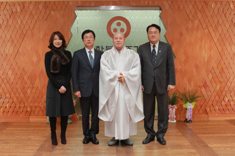 2014.01.08_국회사무총장 정진석 외 예방